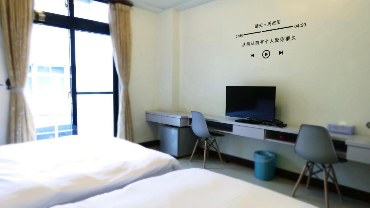 花蓮站全民宿-無人民宿自助入住-包棟可烤肉可麻將 Hualien City Exterior photo